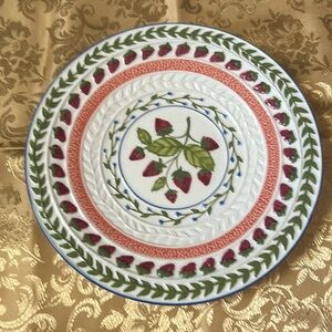 Vintage Strata Group Strawberry Salad Plate HandPainted Philippines 🇵🇭